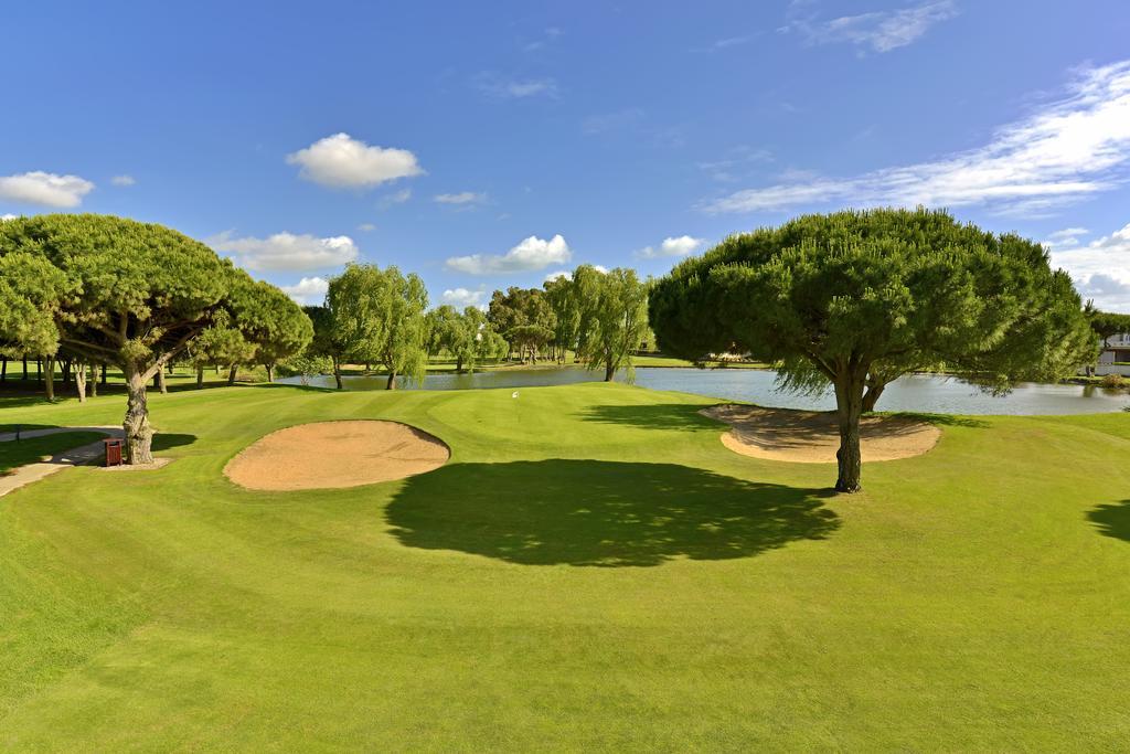 https://golftravelpeople.com/wp-content/uploads/2019/04/Iberostar-Royal-Andalus-Swimming-Pools-Sports-Facilities-4.jpg
