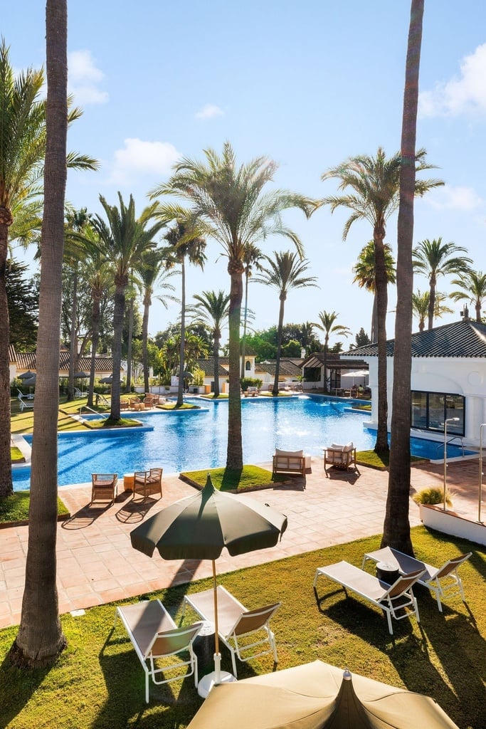 https://golftravelpeople.com/wp-content/uploads/2019/04/Inmood-San-Roque-Hotel-Cadiz-Spain-Swimming-Pools-and-Leisure-facilities-6.jpg
