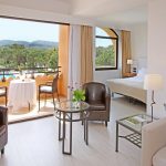 https://golftravelpeople.com/wp-content/uploads/2019/04/La-Costa-Hotel-Golf-and-Beach-Resort-Bedrooms-26-150x150.jpg
