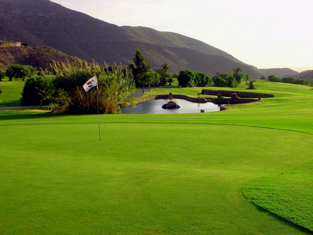 https://golftravelpeople.com/wp-content/uploads/2019/04/La-Envia-Golf-Club-8-1024x768.jpg