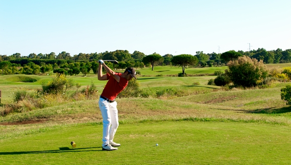 https://golftravelpeople.com/wp-content/uploads/2019/04/La-Estancia-New-1.jpg