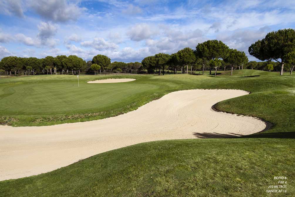 https://golftravelpeople.com/wp-content/uploads/2019/04/La-Monacilla-Golf-Club-14.jpg