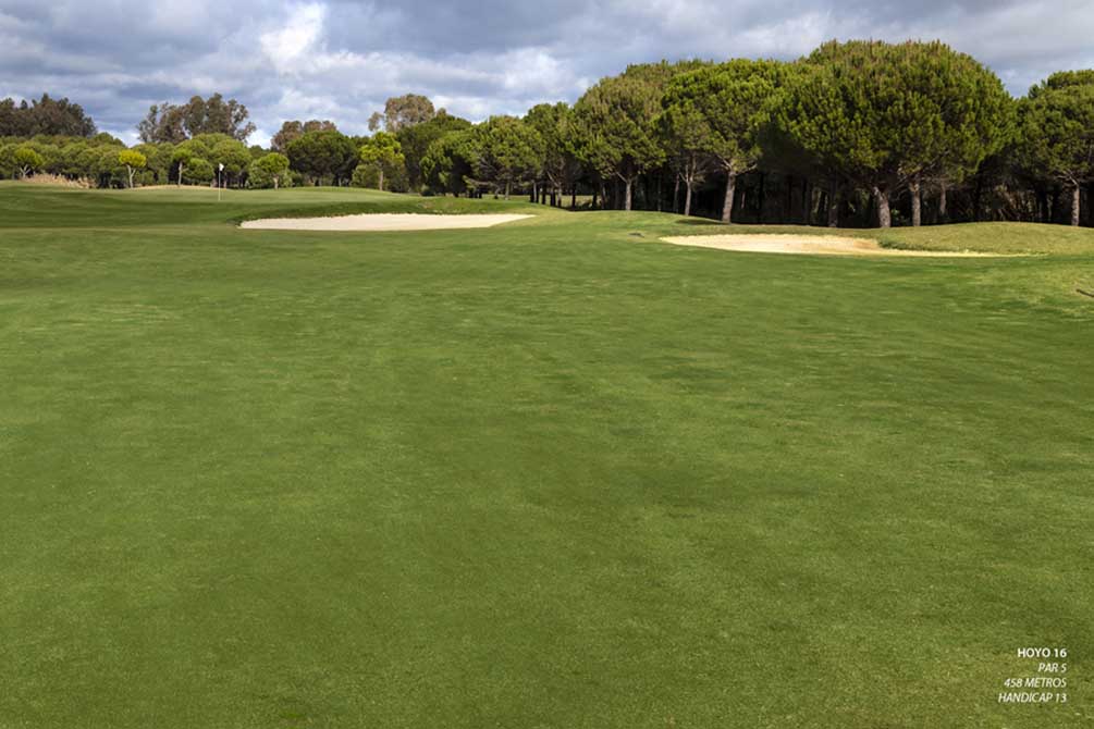 https://golftravelpeople.com/wp-content/uploads/2019/04/La-Monacilla-Golf-Club-22.jpg