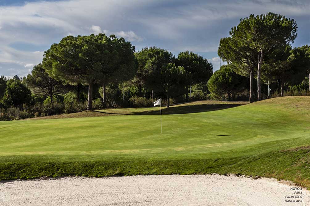 https://golftravelpeople.com/wp-content/uploads/2019/04/La-Monacilla-Golf-Club-8.jpg