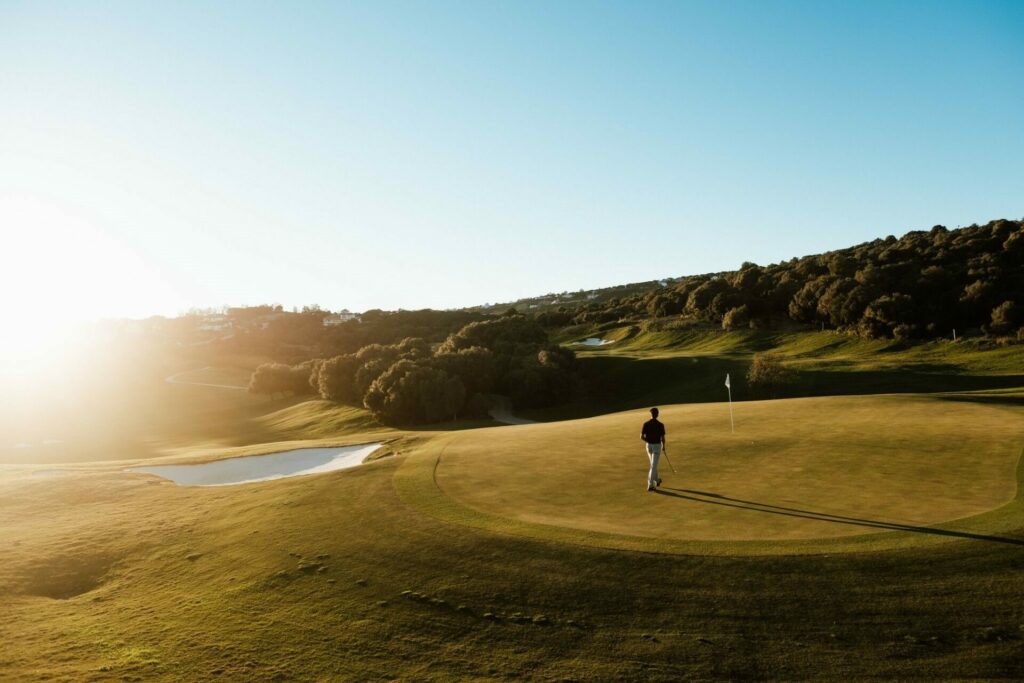 https://golftravelpeople.com/wp-content/uploads/2019/04/La-Reserva-Club-Sotogrande-Cadiz-Spain-11-1024x683.jpg