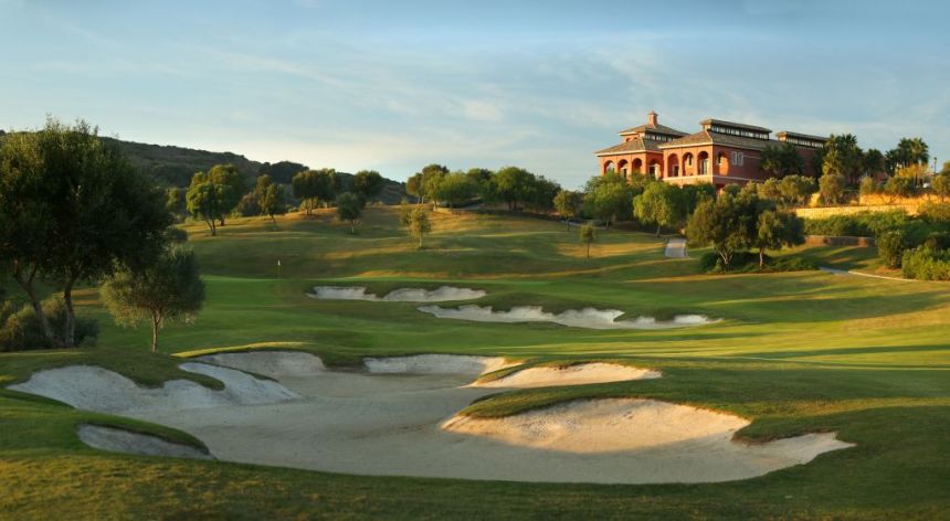 https://golftravelpeople.com/wp-content/uploads/2019/04/La-Reserva-de-Sotogrande-Golf-Club-3.jpg
