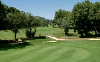 https://golftravelpeople.com/wp-content/uploads/2019/04/Lisbon-Sports-Club-New-3-400x248.jpg