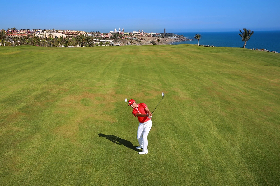 https://golftravelpeople.com/wp-content/uploads/2019/04/Lopesan-Meloneras-Golf-Gran-Canaria-5.jpg