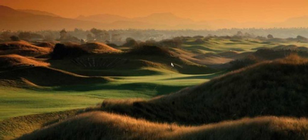 https://golftravelpeople.com/wp-content/uploads/2019/04/Lykia-Links-Golf-Course-2-1024x465.jpg