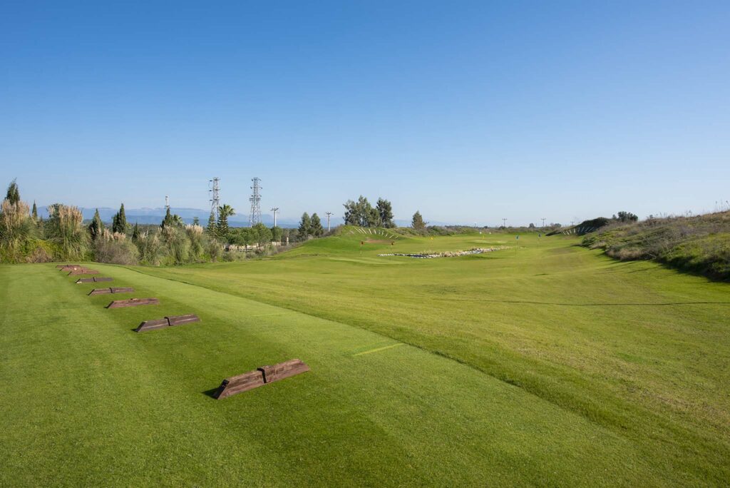 https://golftravelpeople.com/wp-content/uploads/2019/04/Lykia-World-Antalya-Lykia-Links-Golf-Club-18-1024x684.jpg