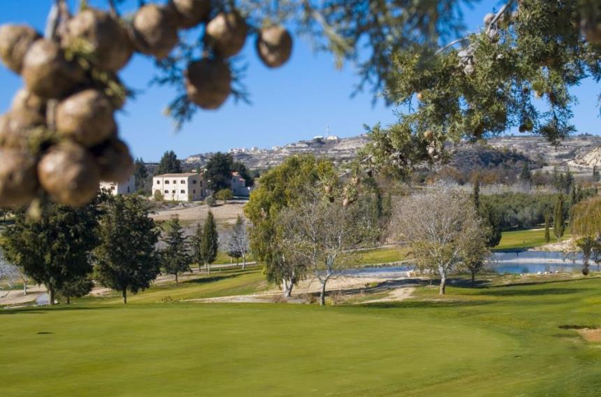 https://golftravelpeople.com/wp-content/uploads/2019/04/Minthis-Hills-Golf-Club-Cyprus-6.jpg