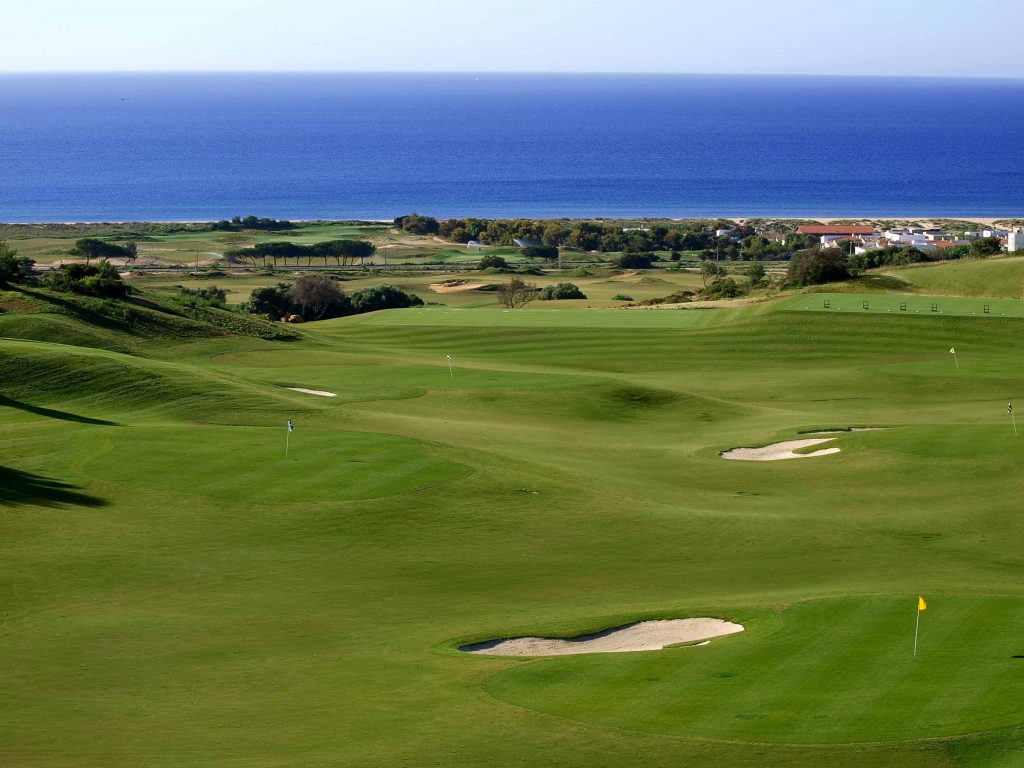 https://golftravelpeople.com/wp-content/uploads/2019/04/Onyria-Palmares-Golf-Club-Lagos-Algarve-Portugal-1-min-1024x768.jpg