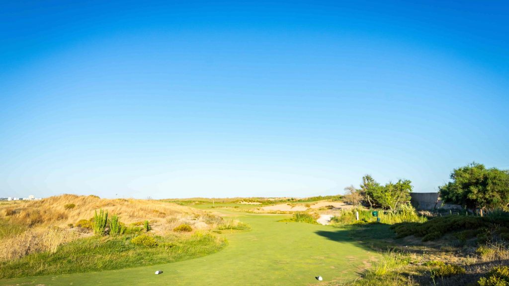 https://golftravelpeople.com/wp-content/uploads/2019/04/Onyria-Palmares-Golf-Club-Lagos-Algarve-Portugal-33-min-1024x577.jpg