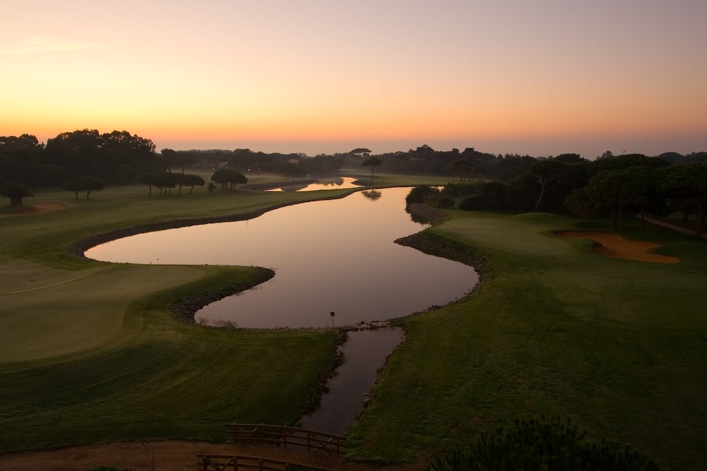 https://golftravelpeople.com/wp-content/uploads/2019/04/Onyria-Quinta-da-Marinha-Golf-Club-Cascais-Lisbon-Portugal-15.jpg
