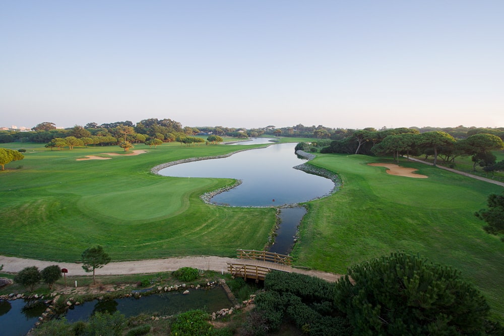 https://golftravelpeople.com/wp-content/uploads/2019/04/Onyria-Quinta-da-Marinha-Golf-Club-Cascais-Lisbon-Portugal-17.jpg