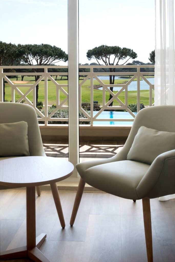 https://golftravelpeople.com/wp-content/uploads/2019/04/Onyria-Quinta-da-Marinha-Hotel-Cascais-Lisbon-Portugal-Bedrooms-and-Suites-11-683x1024.jpg