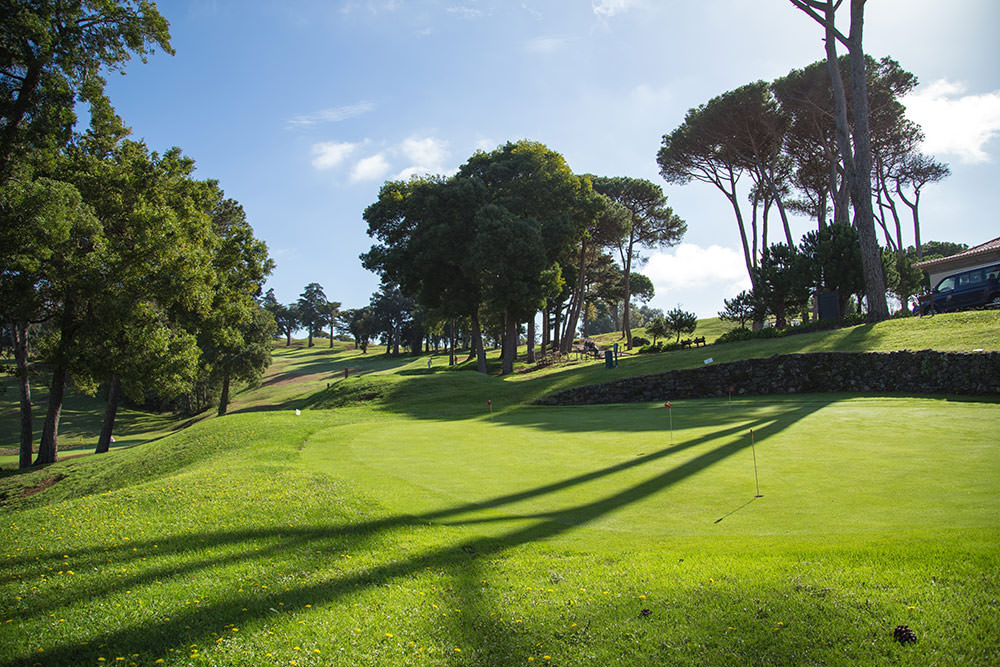 https://golftravelpeople.com/wp-content/uploads/2019/04/Palheiro-Golf-Club-Madeira-14-1.jpg