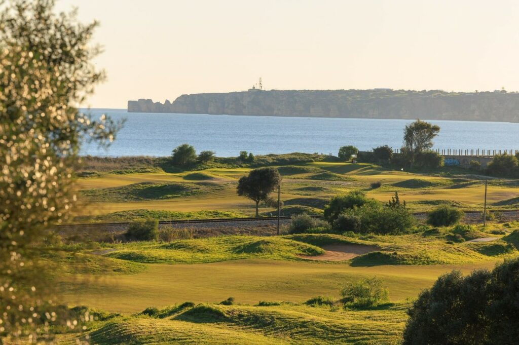 https://golftravelpeople.com/wp-content/uploads/2019/04/Palmares-Oecean-Living-and-Golf-Palmares-Golf-Club-Lagos-West-Algarve-39-1024x681.jpg