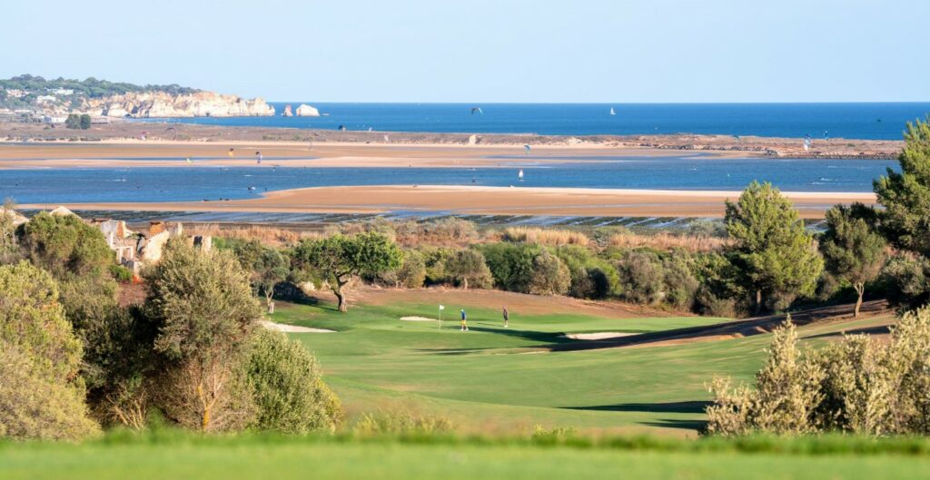 https://golftravelpeople.com/wp-content/uploads/2019/04/Palmares-Oecean-Living-and-Golf-Palmares-Golf-Club-Lagos-West-Algarve-44-1024x529.jpg