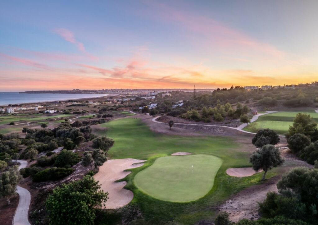 https://golftravelpeople.com/wp-content/uploads/2019/04/Palmares-Oecean-Living-and-Golf-Palmares-Golf-Club-Lagos-West-Algarve-50-1024x724.jpg