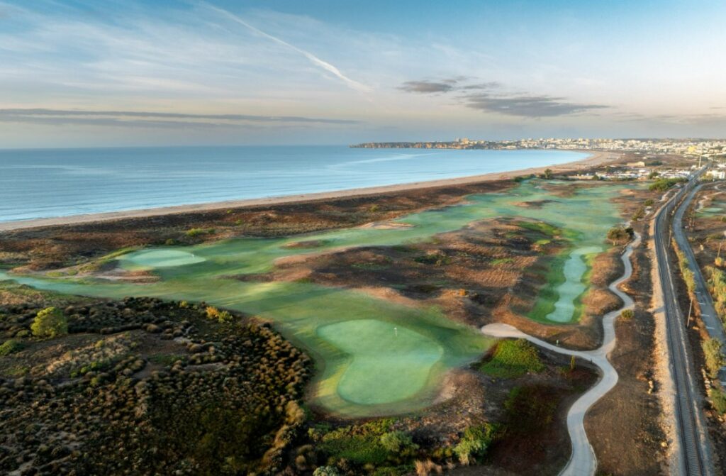 https://golftravelpeople.com/wp-content/uploads/2019/04/Palmares-Oecean-Living-and-Golf-Palmares-Golf-Club-Lagos-West-Algarve-55-1024x671.jpg