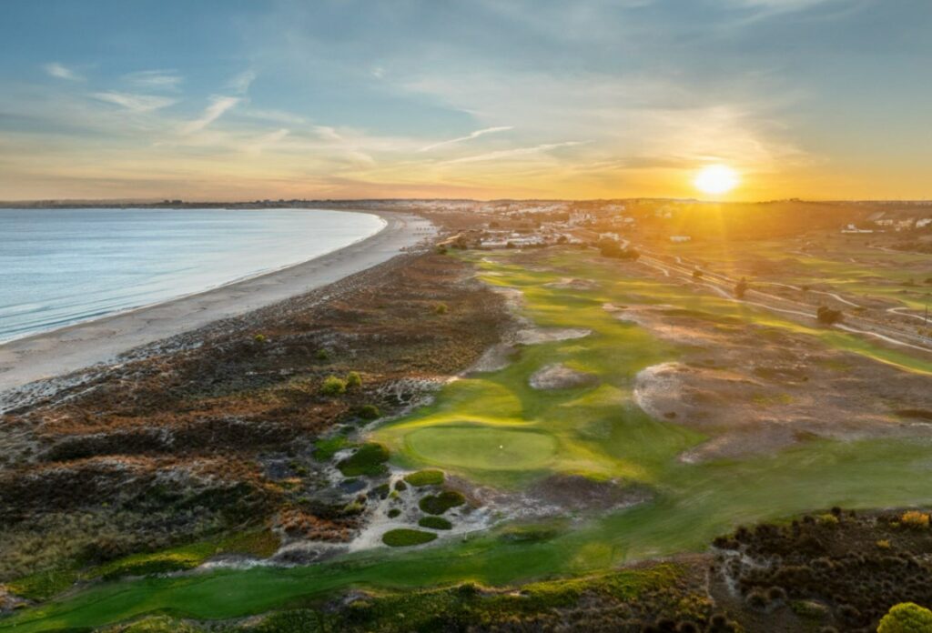 https://golftravelpeople.com/wp-content/uploads/2019/04/Palmares-Oecean-Living-and-Golf-Palmares-Golf-Club-Lagos-West-Algarve-60-1024x696.jpg