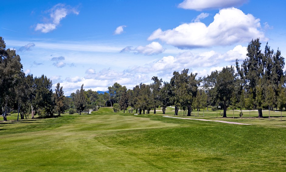 https://golftravelpeople.com/wp-content/uploads/2019/04/Penina-Golf-Resort-Henry-Cotton-Championship-Course-17.jpg