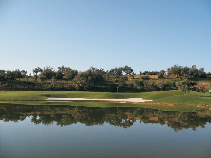 https://golftravelpeople.com/wp-content/uploads/2019/04/Pestana-Silves-Golf-Club-6.jpg