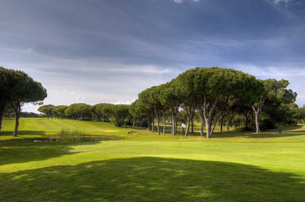 https://golftravelpeople.com/wp-content/uploads/2019/04/Pestana-Vila-Sol-Golf-Club-12-3.jpg