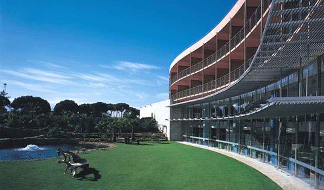 Pestana Vila Sol Hotel and Apartments 5*