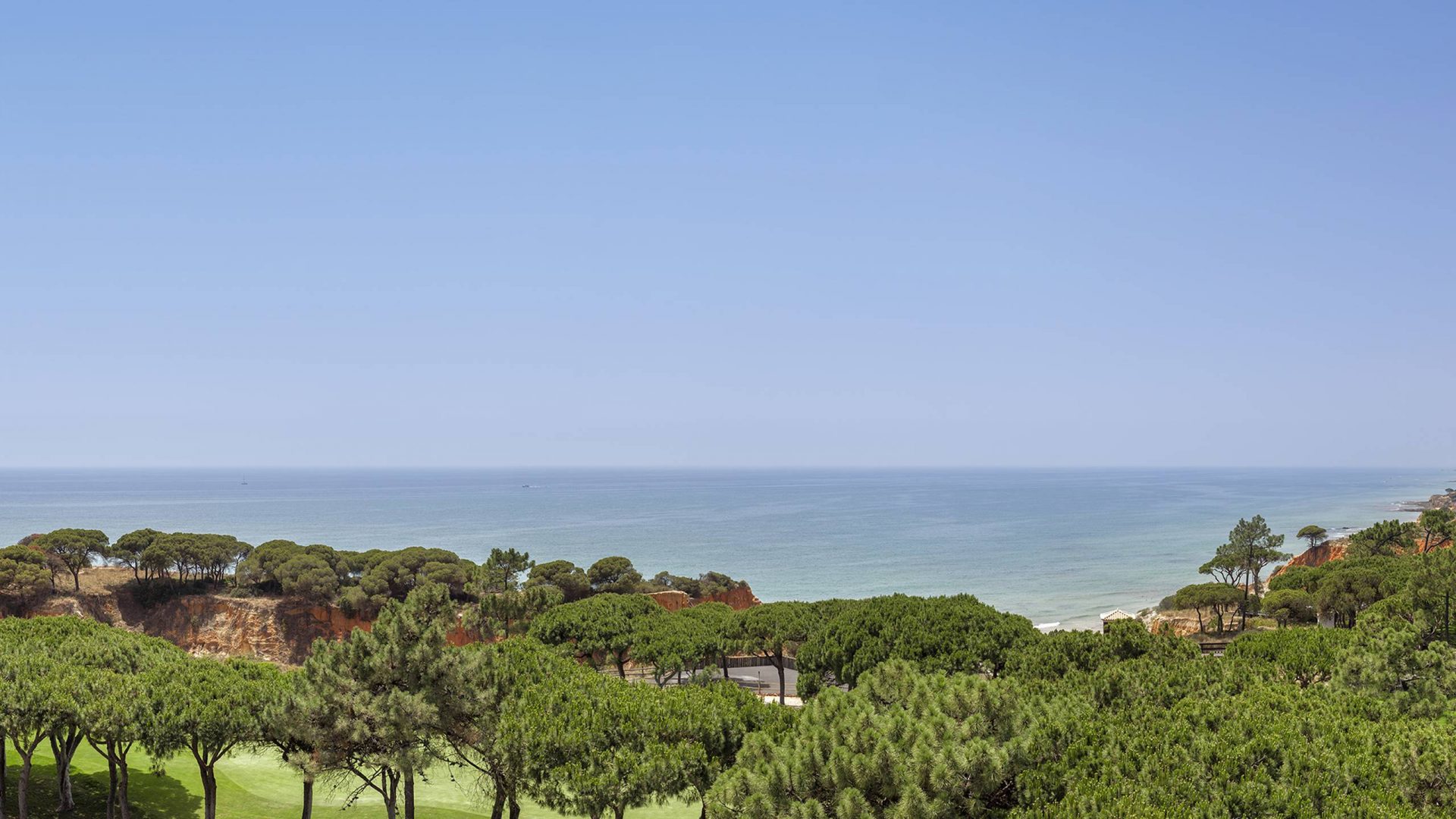 Pine Cliffs Hotel, a Luxury Collection Resort 5*