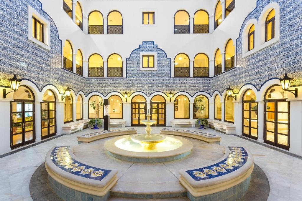 Pine Cliffs Hotel, a Luxury Collection Resort 5*