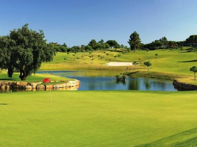 https://golftravelpeople.com/wp-content/uploads/2019/04/Pinheiros-Altos-Golf-Club-Pines-Course-5-400x300.jpg
