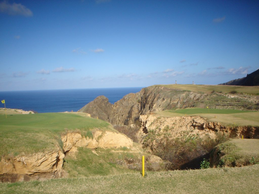 https://golftravelpeople.com/wp-content/uploads/2019/04/Porto-Santo-Golf-Club-Madeira-19-1024x768.jpg