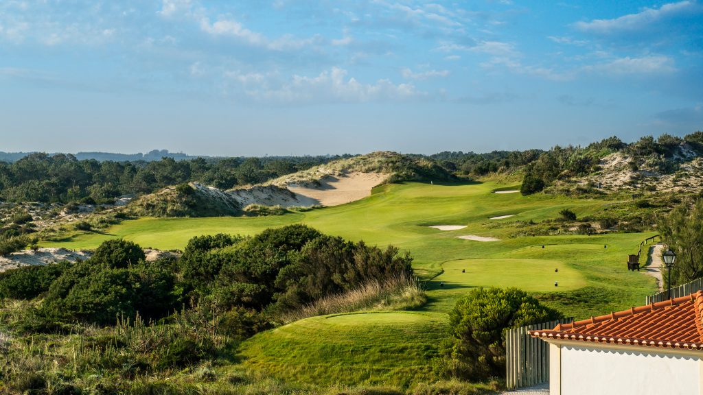 https://golftravelpeople.com/wp-content/uploads/2019/04/Praia-del-Rey-Golf-Club-1-New-10-1024x576.jpg