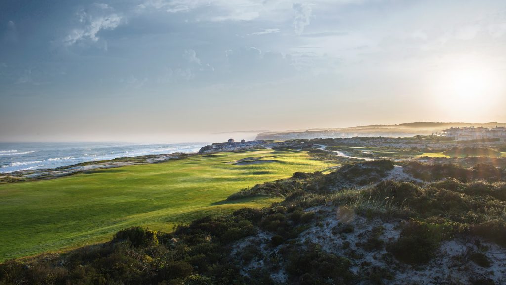 https://golftravelpeople.com/wp-content/uploads/2019/04/Praia-del-Rey-Golf-Club-1-New-12-1024x576.jpg