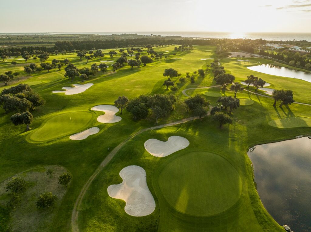 https://golftravelpeople.com/wp-content/uploads/2019/04/Quinta-da-Ria-and-Quinta-da-Cima-golf-courses-at-Robinson-Club-Quinta-da-Ria-East-Algarve-Portugal-3-1024x763.jpg