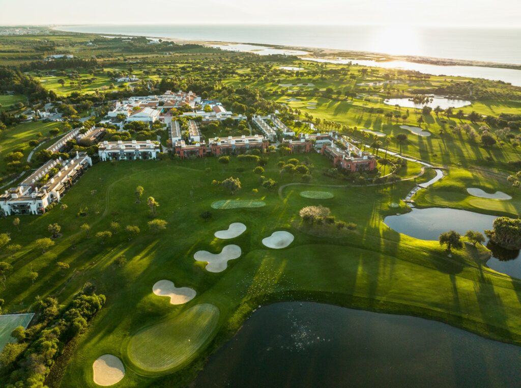 https://golftravelpeople.com/wp-content/uploads/2019/04/Quinta-da-Ria-and-Quinta-da-Cima-golf-courses-at-Robinson-Club-Quinta-da-Ria-East-Algarve-Portugal-8-1024x762.jpg