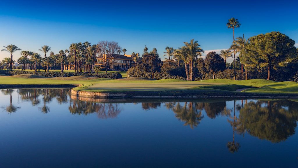 https://golftravelpeople.com/wp-content/uploads/2019/04/Real-Club-Seville-20-1024x576.jpeg