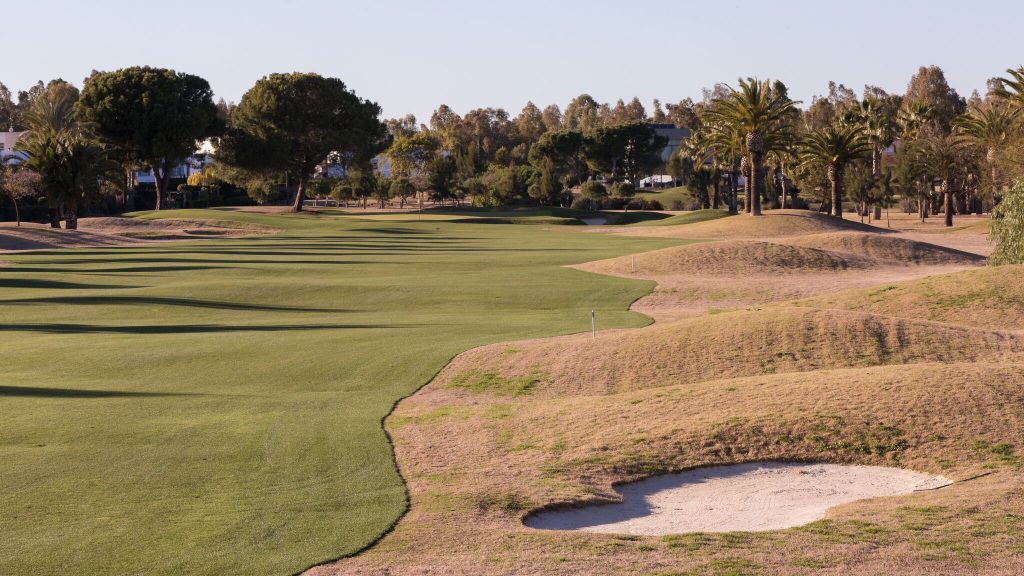 https://golftravelpeople.com/wp-content/uploads/2019/04/Real-Club-Seville-Winter-Conditions-16-1024x576.jpeg