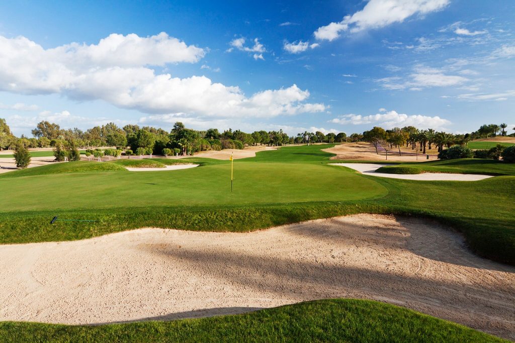 https://golftravelpeople.com/wp-content/uploads/2019/04/Real-Club-Seville-Winter-Conditions-2-1024x683.jpeg