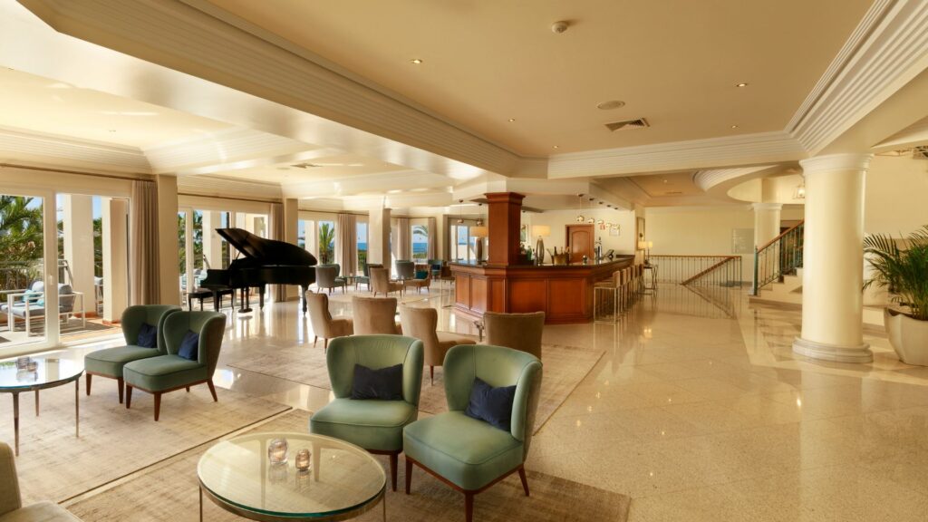 https://golftravelpeople.com/wp-content/uploads/2019/04/Ria-Park-Hotel-and-Spa-Quinta-do-Lago-Algarve-Portugal-Bars-and-Restaurants-3-1024x576.jpg