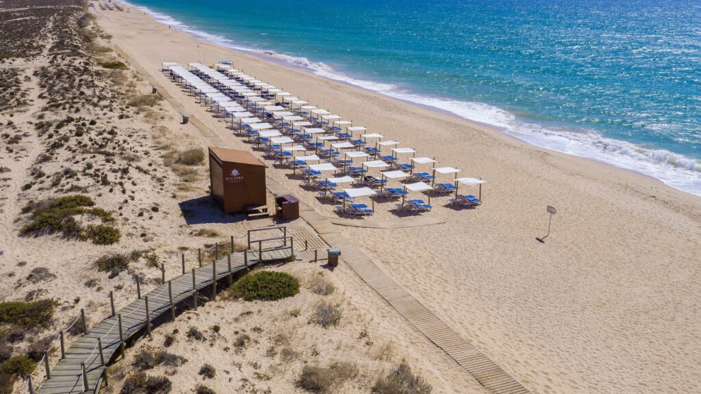 https://golftravelpeople.com/wp-content/uploads/2019/04/Ria-Park-Hotel-and-Spa-Quinta-do-Lago-Algarve-Portugal-Swimming-Pools-and-Leisure-Facilities-5-1024x576.jpg