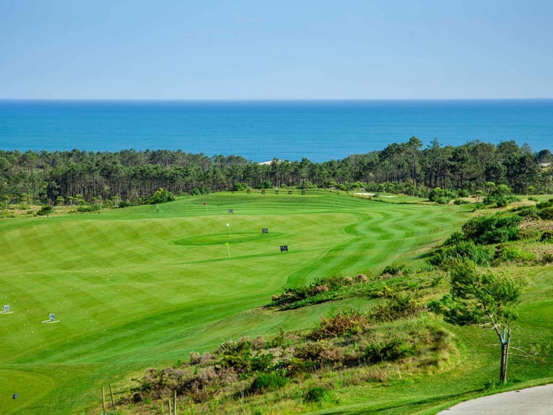 https://golftravelpeople.com/wp-content/uploads/2019/04/Royal-Obidos-Golf-Club-5.jpg