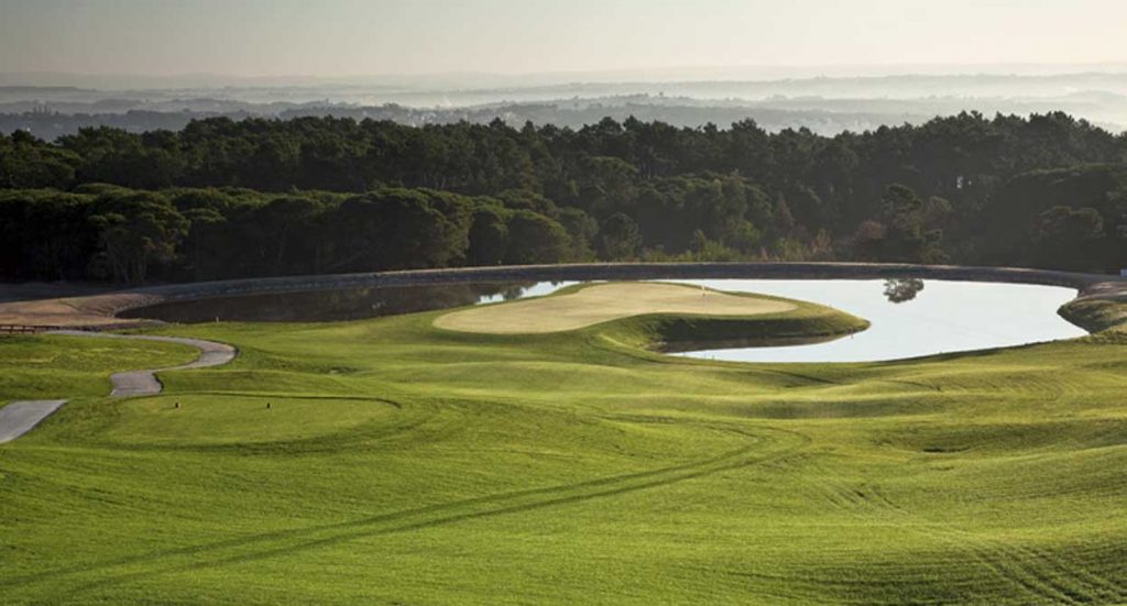 https://golftravelpeople.com/wp-content/uploads/2019/04/Royal-Obidos-Golf-Club-7-1024x551.jpg