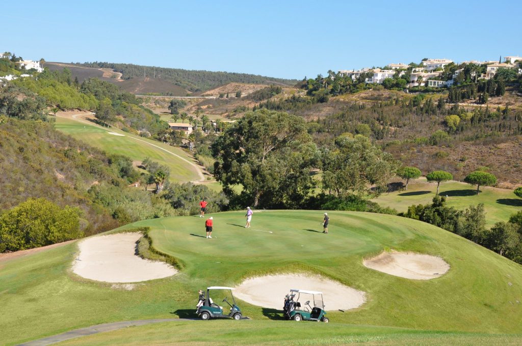 https://golftravelpeople.com/wp-content/uploads/2019/04/Santo-Antonio-Golf-Club-Algarve-Portugal-20-1024x680.jpg