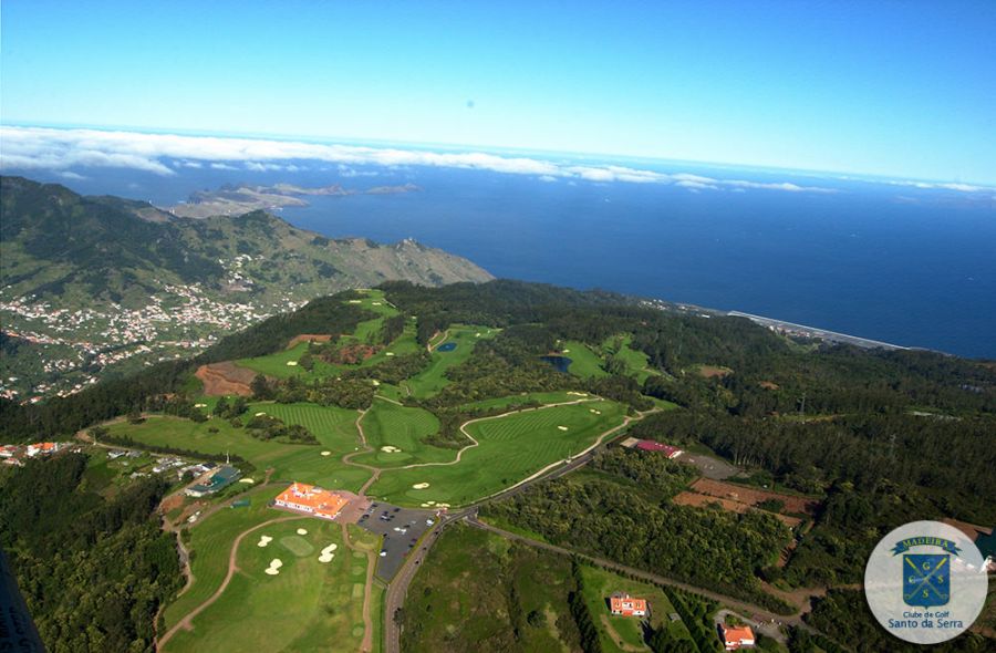 https://golftravelpeople.com/wp-content/uploads/2019/04/Santo-de-Serra-Golf-Club-Madeira-3.jpg