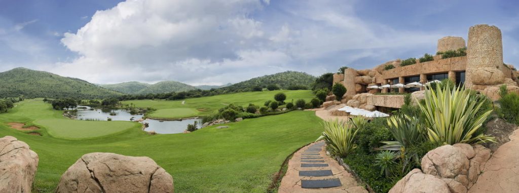 https://golftravelpeople.com/wp-content/uploads/2019/04/Sun-City-South-Africa-Lost-City-Golf-Course-1-1024x381.jpg