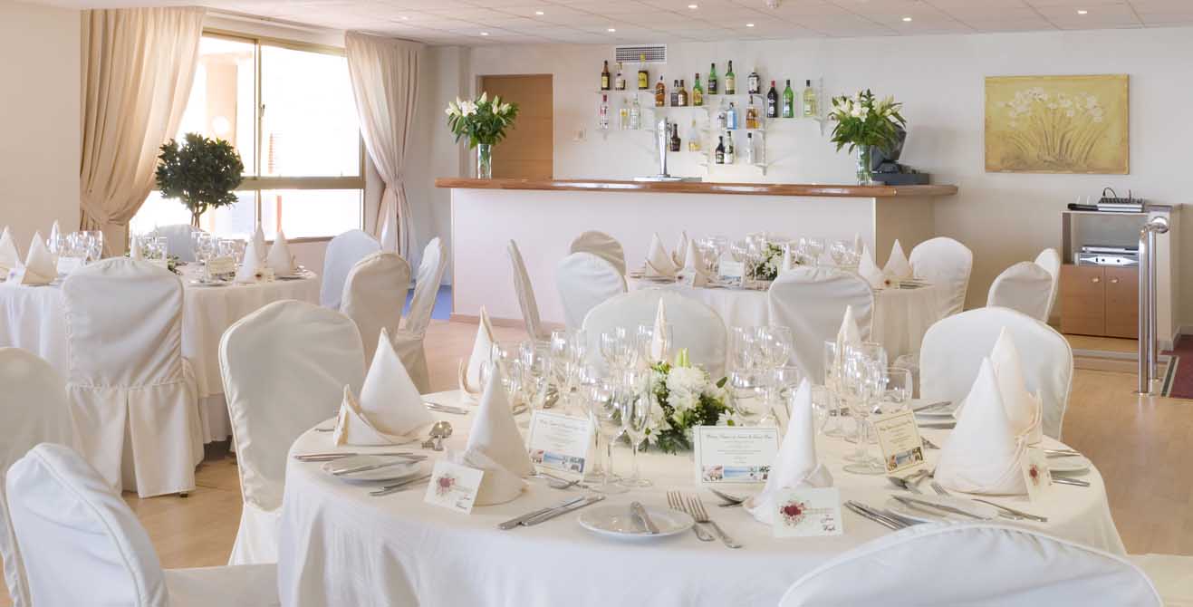 Sunset Beach Club 4*