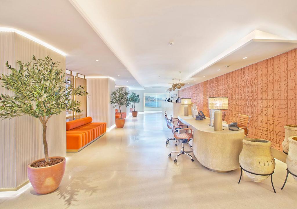Sunset Beach Club 4*
